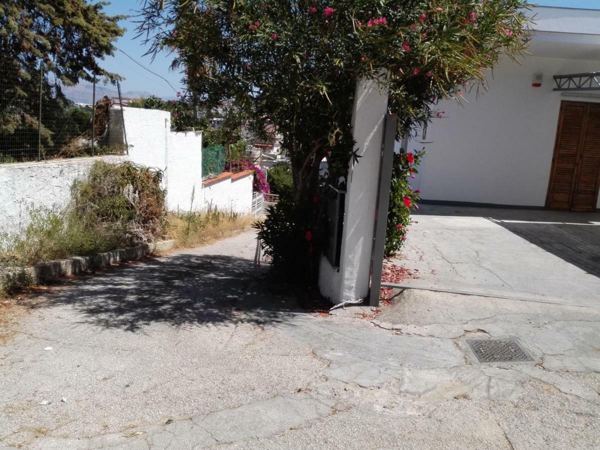 La Casa Delle Ginestre Villa Alcamo Marina Luaran gambar